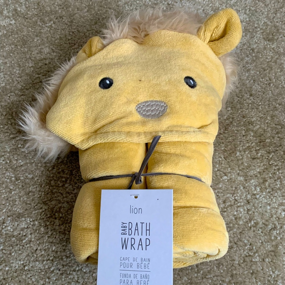 Pottery Barn Lion Baby Bath Wrap (NWT)